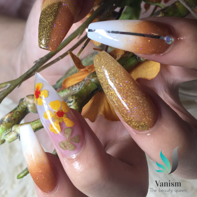 vanism-summer-custom-nails